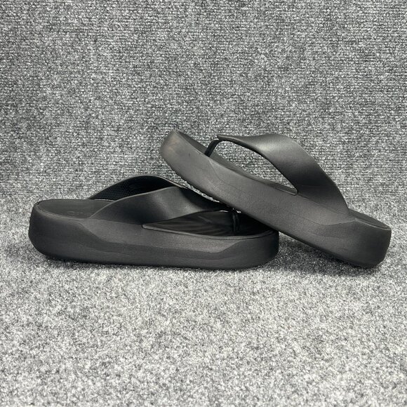 Crocs Getaway Platform Flip Flops Women's 6 Black Athletic Summer Beach Sandals - Picture 7 of 11
